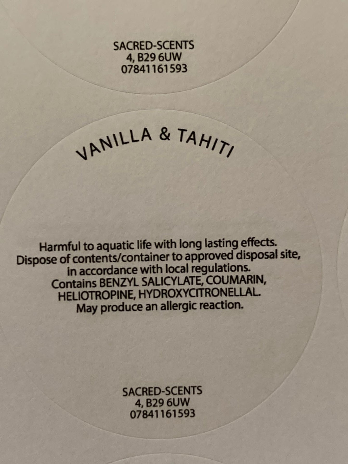 Vanilla & Tahiti Wax Melt Clamshell