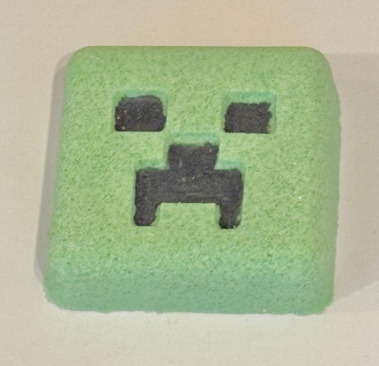 Mine & Soak Bath Bomb