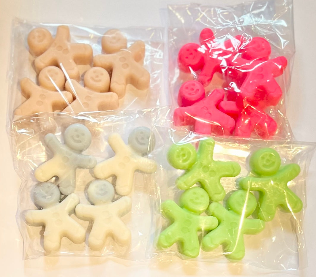 Pack of 4 Gingerbread Men shaped wax melts