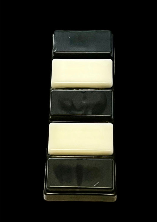 Ebony Coconut Wax Melt Clamshell