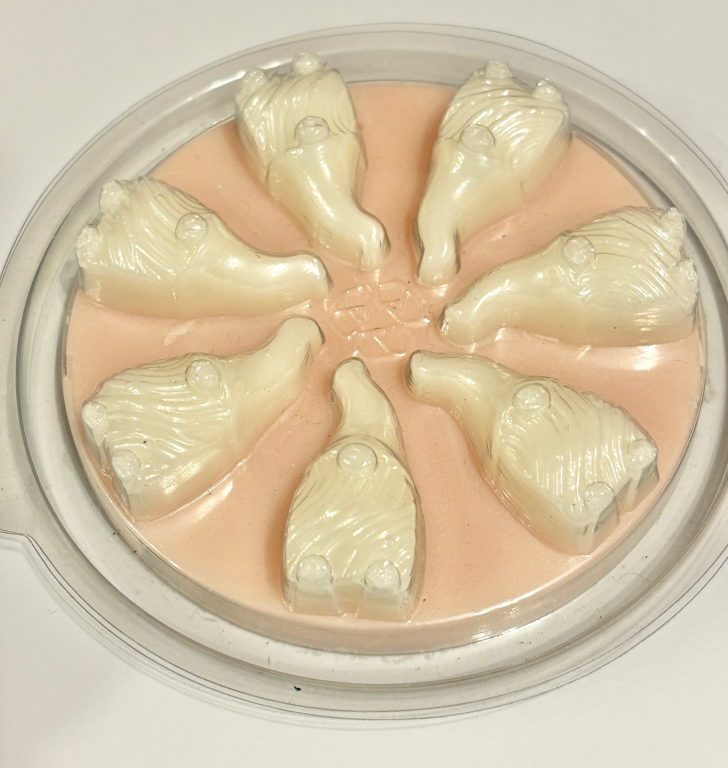 Gonk’s Festive wax melt deli pots