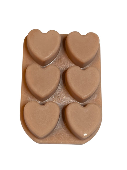 Luxury Hot Chocolate heart shaped wax melt clamshell