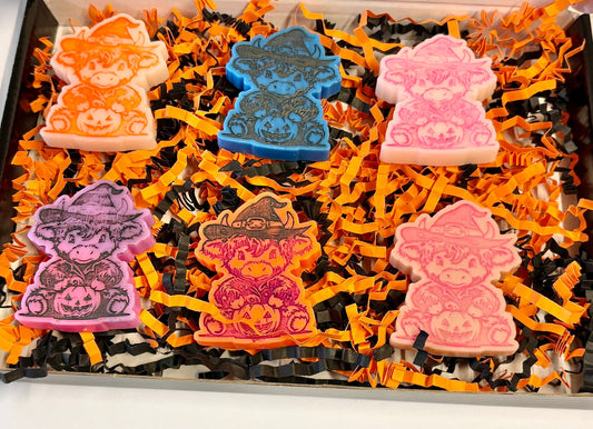 Moo-gical Autumn Highland Cow collection