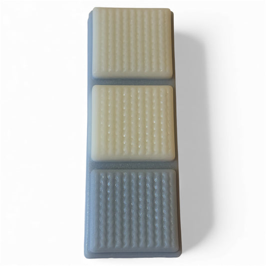 Cosy Sweater Weather Christmas Wax Melt Clamshell