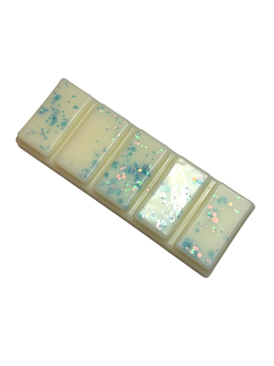 Alpine Escape wax melt clamshell