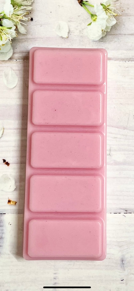 Simply Cherry wax melt clamshell